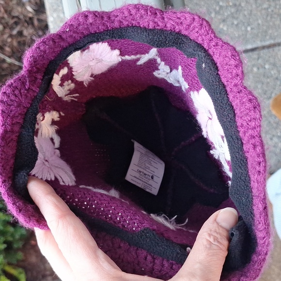 RARE Carhartt Floral embroidered Beanie Womens OS Purple & Pink main image 6